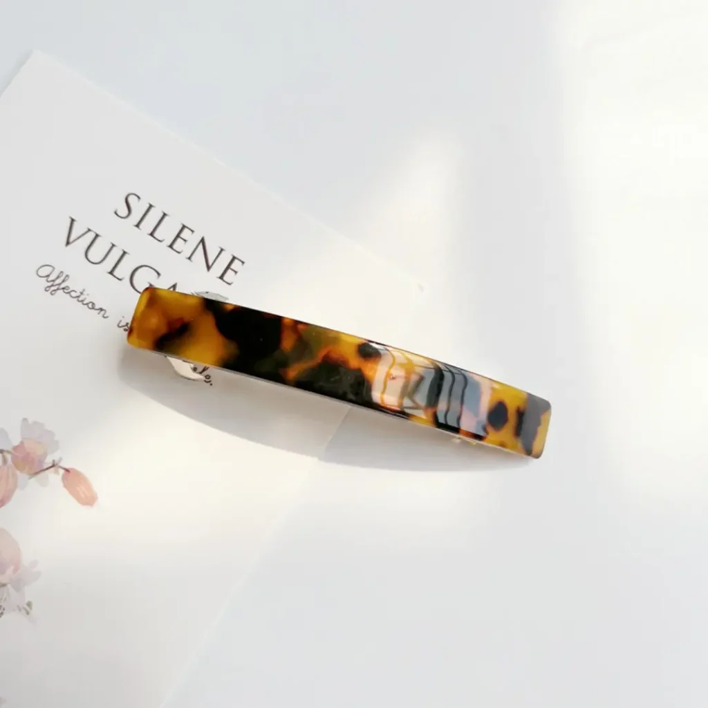 Tortoise Shell 8CM Curved Cellulose Acetate Hair Barrette Product Display
